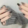 24 pièces de faux ongles carrés courts à pression 3D avec nœud pour rehausser votre apparence, ongles artificiels avec 1 colle à ongles et 1 lime à ongles