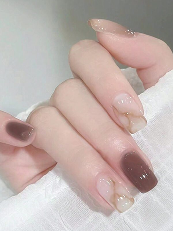 24 pièces de faux ongles carrés courts à pression 3D avec nœud pour rehausser votre apparence, ongles artificiels avec 1 colle à ongles et 1 lime à ongles – Image 2