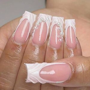 24 pièces Faux ongles français blancs carrés avec design perlé, ensemble de faux ongles 3D gel à poser, comprenant 1 pièce pot de colle et 1 pièce lime à ongles, faciles à porter pour une utilisation quotidienne, au travail, aux festivals et aux fêtes pour les femmes et les filles