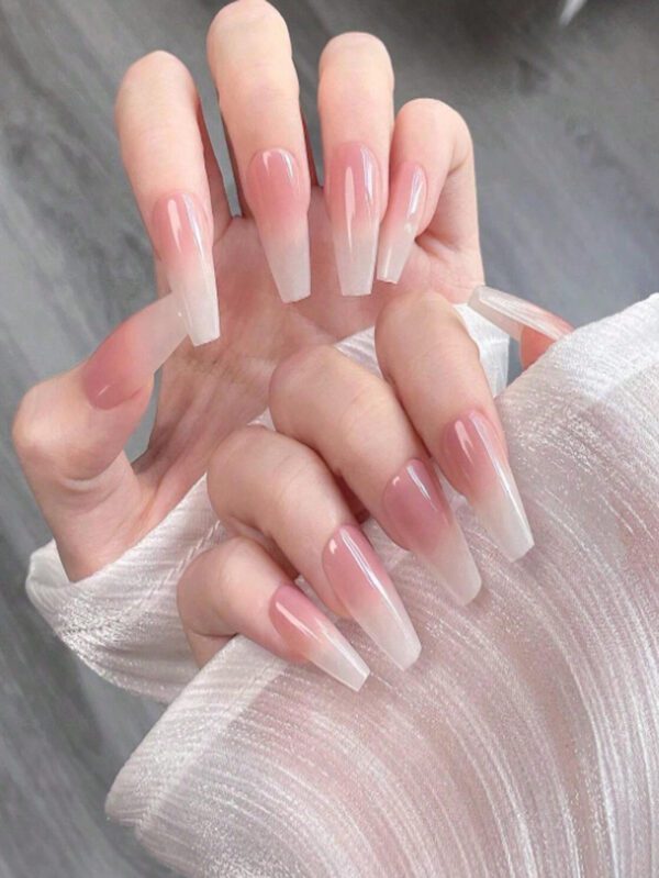 24 pièces Dégradé de couleur blanche simple Tie Dye Ballet Wear Autocollants d'art d'ongle + Gelée gel + Lime à ongles Fournitures de pression sur les ongles – Image 8