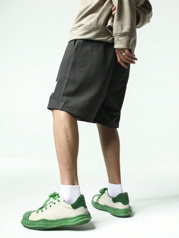 Manfinity Hypemode Shorts Pour Hommes À Taille Élastique À Cordon De Serrage Graphique De Lettre Et Coupe Lâche – Image 5
