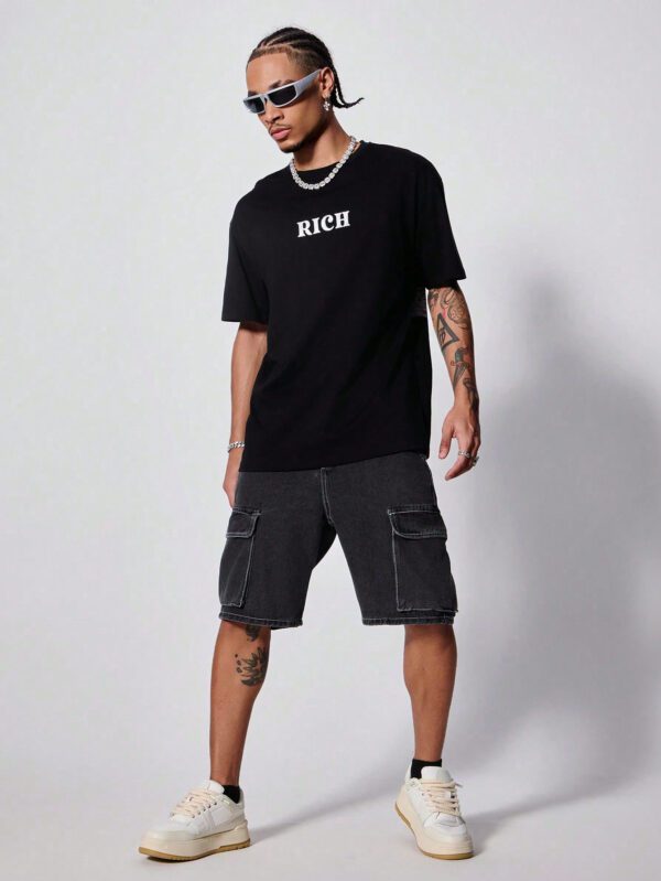 Manfinity Streetrush T-shirt casual d'été pour homme à manches courtes avec impression graphique de lettres et de personnages. Chemises amusantes, streetwear, cadeau pour le petit ami – Image 2