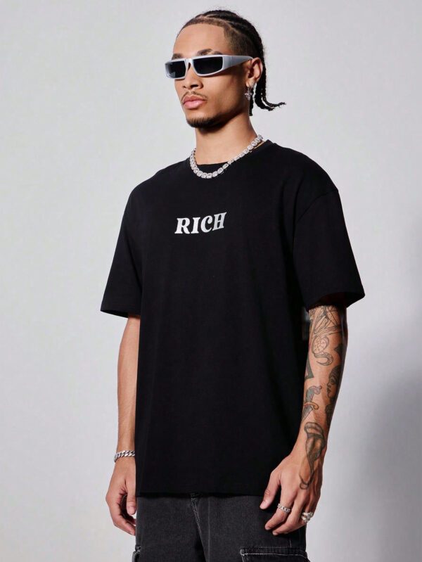 Manfinity Streetrush T-shirt casual d'été pour homme à manches courtes avec impression graphique de lettres et de personnages. Chemises amusantes, streetwear, cadeau pour le petit ami – Image 4