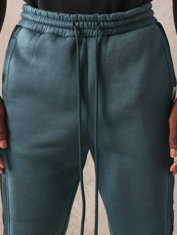 SUMWON Jogger avec découpe latérale et panneaux de contraste coupe évasée – Image 14