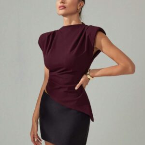 SHEIN Tall Top décontracté de ville pour port quotidien, pour femmes, col montant, couleur bordeaux, ourlet asymétrique froissé, épaulettes larges