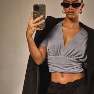 Athîral Top court smocké à manches chauve-souris de couleur unie sexy pour femmes