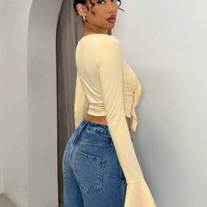Glamine T-shirt court à manches longues et encolure carrée ajustée pour femmes, Top de soirée sexy avec découpes et sequins pour femmes, saint-valentin