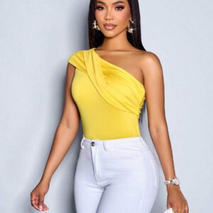 SOLERSUN Top à manches plissées avec épaules dénudées, col asymétrique en tricot jaune sexy, pour femmes, pour une utilisation quotidienne et décontractée, printemps et été