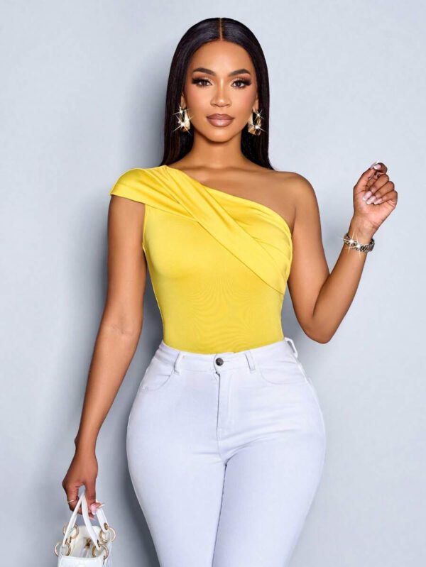 SOLERSUN Top à manches plissées avec épaules dénudées, col asymétrique en tricot jaune sexy, pour femmes, pour une utilisation quotidienne et décontractée, printemps et été – Image 5