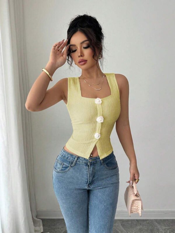 Elenzga Débardeur court à motif floral 3D à la mode pour femme, camisole courte ajustée à bretelles larges et col carré – Image 37