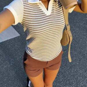 Siren Gaze T-shirt femme à col en V et manches courtes, chemise polo d'été ajustée et courte aux épaules, t-shirt casual près du corps