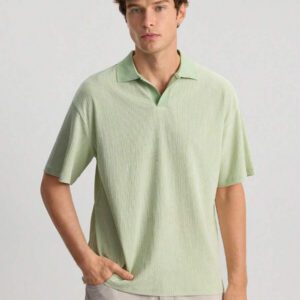 Ontre Chemise polo pour hommes d'été 2025 de couleur unie à manches courtes, décontractée et adaptée aux déplacements. Chemise décontractée chic pour les jeunes hommes pour les festivals de musique, les vacances, et une utilisation polyvalente quotidienne.