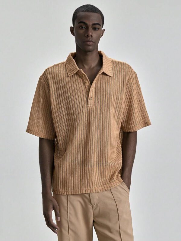 Ontre Polo à manches courtes texturé, décontracté et unicolore pour hommes, été 2025. Convient pour la Fête de l'Indépendance, la Saint-Jean, la remise des diplômes, le port quotidien. Joli polo tricoté d'été pour hommes. Tenue de villégiature, vacances à la plage, polo tricoté pour les déplacements, le sport, le style décontracté – Image 5