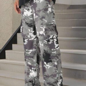 Manfinity EMRG Pantalon cargo ample à jambe large avec imprimé camouflage pour hommes