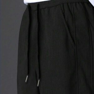 Manfinity Hypemode Pantalon décontracté ample en coton avec cordon de serrage et appliqués, pour hommes