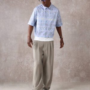SUMWON Chemise décontractée à manches courtes avec motif cachemire vintage pour le printemps et l'été. Portée de manière décontractée pour les vacances, les festivals, les fêtes et le style de rue.