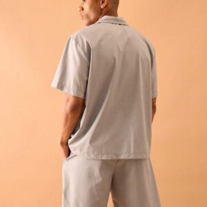 Musero Chemise à manches courtes en lin avec col châle et boutons d'été, style de rue intelligent pour les vacances