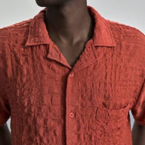 Ontre Chemise décontractée d'été pour hommes 2025, couleur unie texturée, convient pour le Jour de l'Indépendance, la Saint-Jean, les remises de diplômes, le port quotidien, un joli Top d'été, chemise de vacances à la plage pour hommes