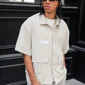 Manfinity Streetrush Chemise simple à manches courtes avec poche et boutons pour hommes, cadeau pour petit ami