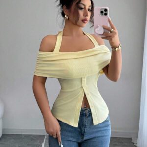 Calvaya Chemise ajustée élégante femme à manches courtes avec décolleté épaules dénudées et décoration de boutons, pour le trajet quotidien