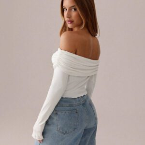 SHEIN SXY Top blanc T-shirt à manches longues en tricot asymétrique plissé blanc unicolore, automne/printemps T-shirt moulant tricoté pour femmes avec épaules dénudées Convient pour les sorties et la vie quotidienne