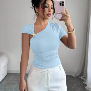 Elenzga Top à manches courtes pour femmes avec encolure asymétrique élégante, décoré de boutons en métal or rose 3D