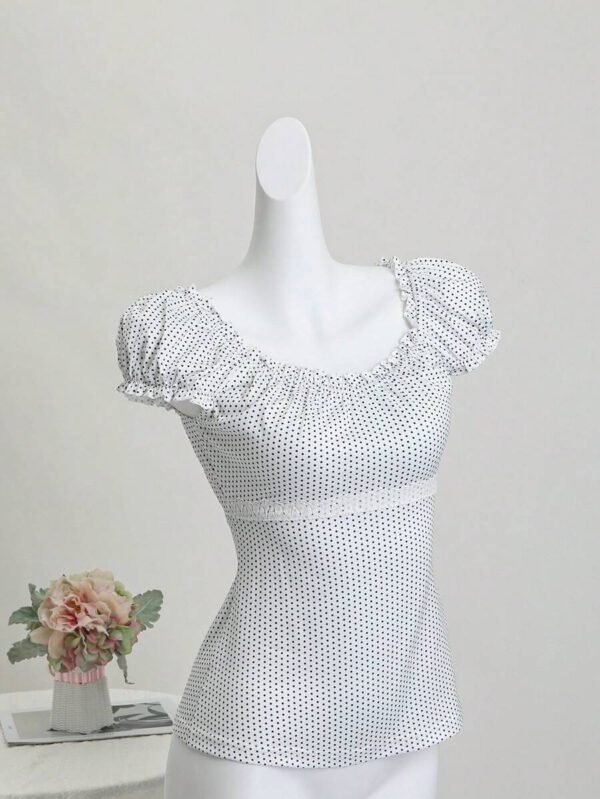 Sweetra Tee-shirt à col rond et manches courtes à volants avec imprimé pois pour femmes en été – Image 4