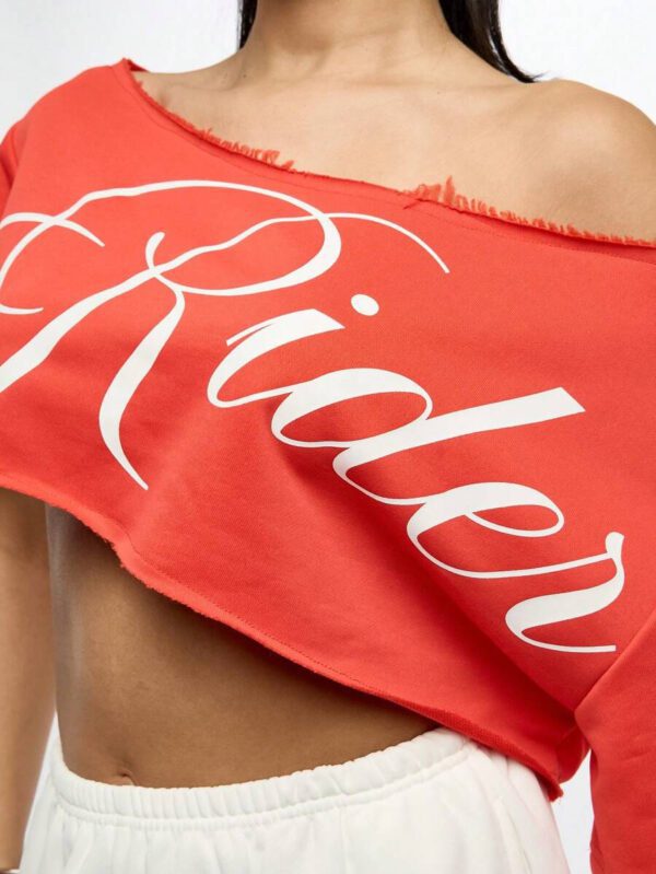 SUMWON WOMEN Top court style épaules dénudées avec logo calligraphié, tenue casual d'été pour festival, week-end, soirée, style urbain – Image 30