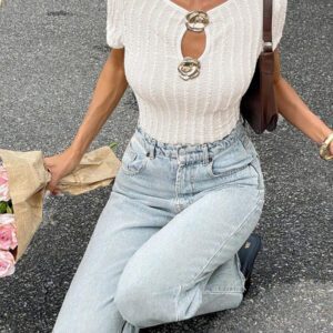 SHEIN Frenchy T-shirt à manches courtes unicolore, ajouré, décontracté et polyvalent pour l'été