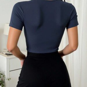 INAWLY Solva T-shirt ajusté casual et polyvalent pour femmes, de couleur unie