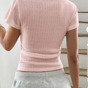 Zielony T-shirt femme à manches courtes avec bordure en dentelle, coupe ajustée élégante avec détail de 3 boutons, Top casual, nouvelles arrivages pour l'été