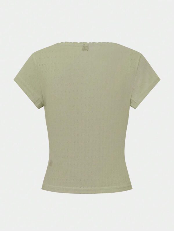 Zielony T-shirt femme à manches courtes avec bordure en dentelle, coupe ajustée élégante avec détail de 3 boutons, Top casual, nouvelles arrivages pour l'été – Image 23