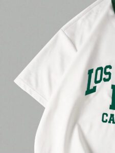 Manfinity Sporsity Chemise polo d'été vintage décontractée ample à manches courtes, col décontracté, avec imprimé graphique de lettres pour hommes – Image 17