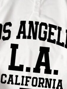 Manfinity Sporsity Chemise polo d'été vintage décontractée ample à manches courtes, col décontracté, avec imprimé graphique de lettres pour hommes – Image 31