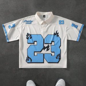 Manfinity Streetrush T-shirt minimaliste pour hommes avec boutons devant, couleur unie, manches courtes et graphique numérique
