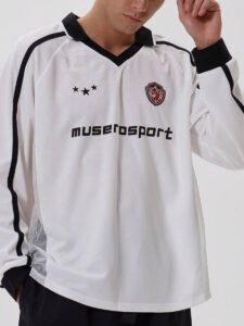 Musero Chemise de football à manches longues avec slogan "Musero" – Image 4