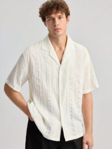 Ontre Chemise décontractée à col cranté et manches courtes, coupe droite. Motif rayé texturé confortable et respirant. Chemise décontractée jeune homme, convient aux festivals et à la vie de tous les jours – Image 5
