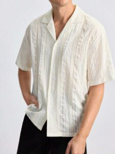 Ontre Chemise décontractée à col cranté et manches courtes, coupe droite. Motif rayé texturé confortable et respirant. Chemise décontractée jeune homme, convient aux festivals et à la vie de tous les jours – Image 7