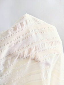Ontre Chemise décontractée à col cranté et manches courtes, coupe droite. Motif rayé texturé confortable et respirant. Chemise décontractée jeune homme, convient aux festivals et à la vie de tous les jours – Image 9
