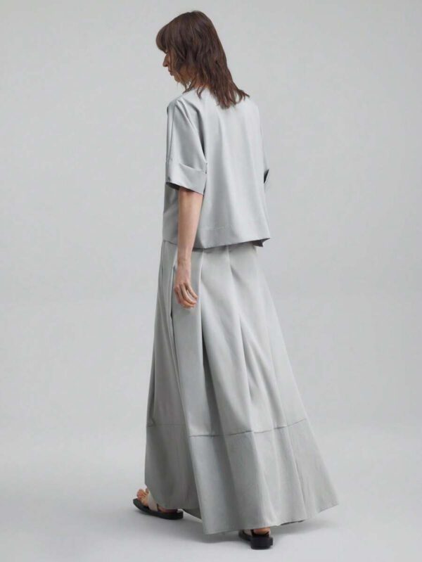 Ontre Tenue décontractée de haute qualité pour femmes d'affaires, comprenant un ensemble deux pièces ample et confortable : un Top à manches dolman col V et une jupe cintrée à la taille avec design de bordure contrastée, convenant pour le bureau, les déplacements et les voyages – Image 10