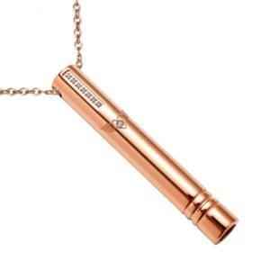 JEWELRYWE Collier anti-tabac, collier de respiration Anapana, collier de respiration de méditation en acier inoxydable, collier de respiration sifflante silencieuse sans fumée, pendentif motif ailes d'amour, collier de soulagement de l'anxiété pour hommes et femmes