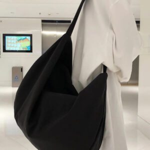 Sac à bandoulière multifonctionnel pour étudiants, sac hobo minimaliste pour hommes. Sac à main, sac d'école, sac de sport, sac de transport, sac de voyage. Sac bandoulière léger avec sangle réglable. Sac hobo en nylon portable pour l'extérieur, cadeau de la Saint-Valentin. Sac de messager, sac , sac fourre-tout noir. Sac de camping, sac banane, articles essentiels de mode pour hommes étudiants. Fournitures scolaires, sac d'école pour le collège.