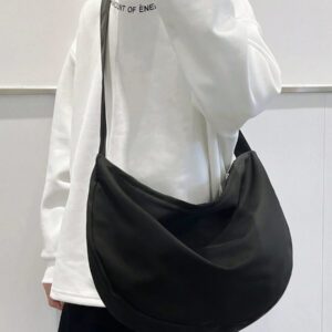 Sac à bandoulière multifonctionnel pour étudiants, sac hobo minimaliste pour hommes. Sac à main, sac d'école, sac de sport, sac de transport, sac de voyage. Sac bandoulière léger avec sangle réglable. Sac hobo en nylon portable pour l'extérieur, cadeau de la Saint-Valentin. Sac de messager, sac , sac fourre-tout noir. Sac de camping, sac banane, articles essentiels de mode pour hommes étudiants. Fournitures scolaires, sac d'école pour le collège.