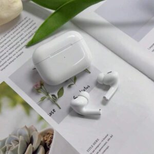 Écouteurs sans fil pour un usage quotidien. Boîtier de charge compact avec un ajustement intra-auriculaire ergonomique et une connexion transparente pour le travail, les déplacements et la détente