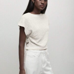 BizChic Blouse t-shirt texturée en crêpe bouillonné à manches chauve-souris plissées, nouveauté été 2025 pour femmes. Romantique, élégante, pour tous les jours, casual, affaires, navette, plage, villégiature. Convient pour les invités de mariage, les festivals de musique à la campagne, le brunch, l'aéroport, le style rétro des années 90