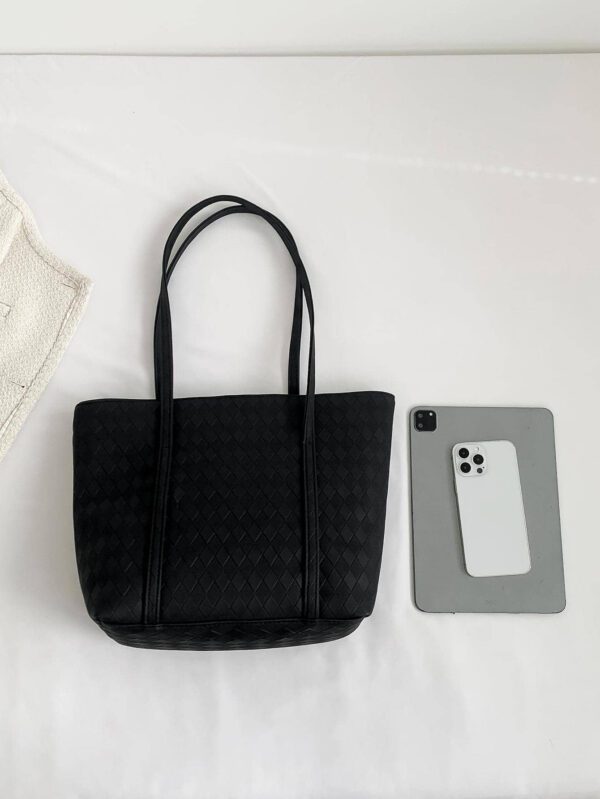 Sac fourre-tout à l'épaule à la mode avec grande capacité, matelassé, avec motif à carreaux gaufrés et couleur unie pour femmes – Image 33