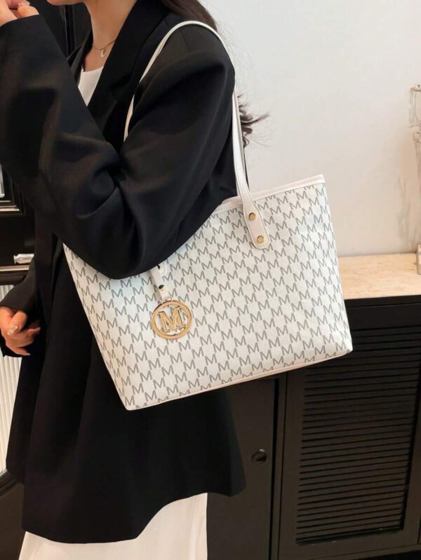 Sac fourre-tout à l'épaule à la mode avec grande capacité, matelassé, avec motif à carreaux gaufrés et couleur unie pour femmes – Image 65