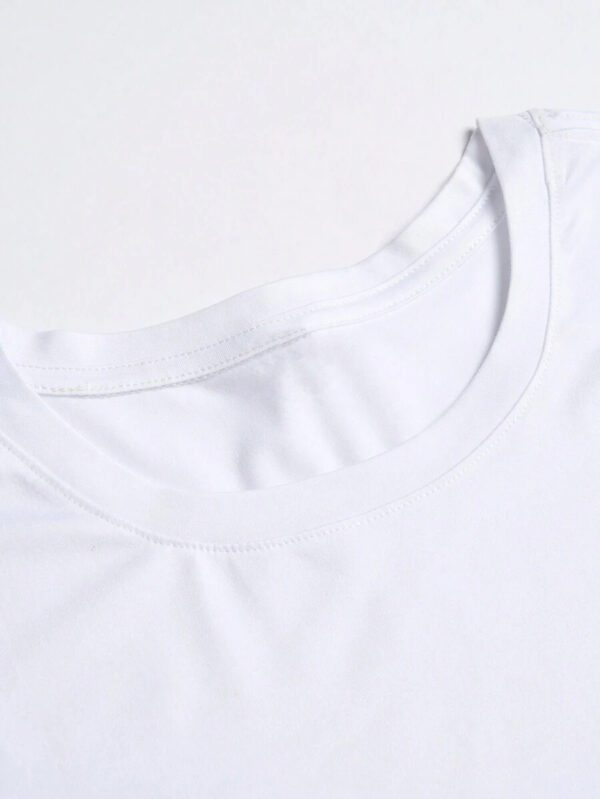 Manfinity Hypemode T-shirt décontracté à col rond, manches courtes avec imprimé de dessin animé mignon pour homme en été. Cadeau pour le petit ami, pour sortir – Image 4