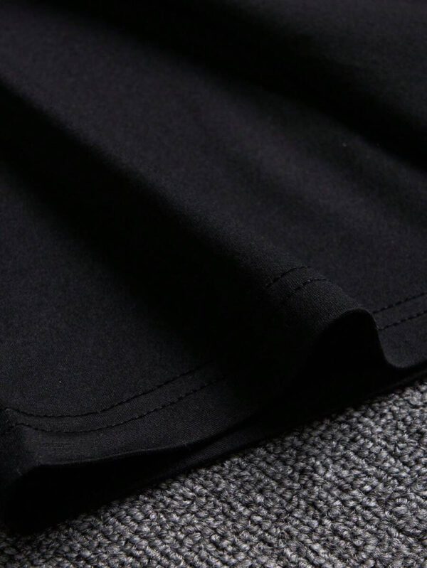 Manfinity Hypemode T-shirt décontracté à col rond, manches courtes avec imprimé de dessin animé mignon pour homme en été. Cadeau pour le petit ami, pour sortir – Image 9