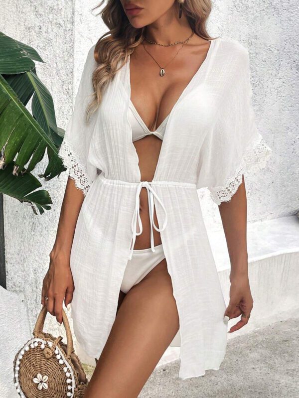 Swim Vcay Kimono femme avec manches chauve-souris, taille à cordon de serrage et garniture en dentelle. cache-maillot idéale pour les vacances à la plage en été – Image 2